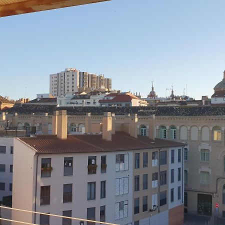Atico Muy Luminoso Con Parking, Apartment Zaragoza Exterior photo